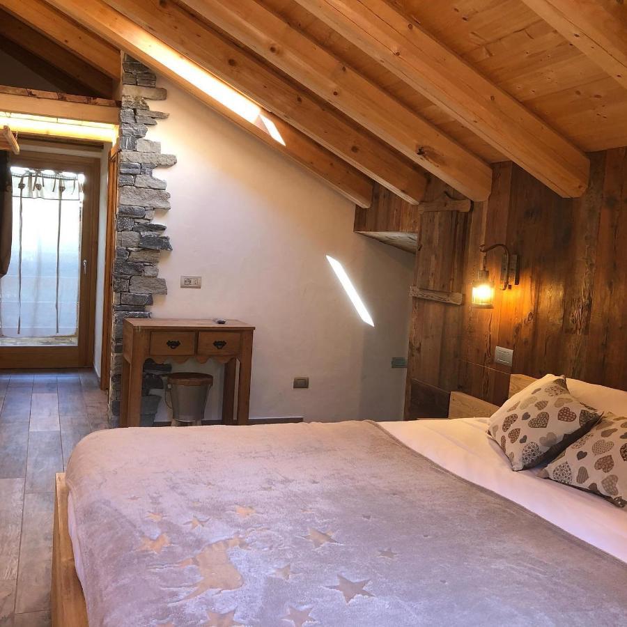 Mi Casa Tu Casa Bed & Breakfast บรุสซอน ภายนอก รูปภาพ